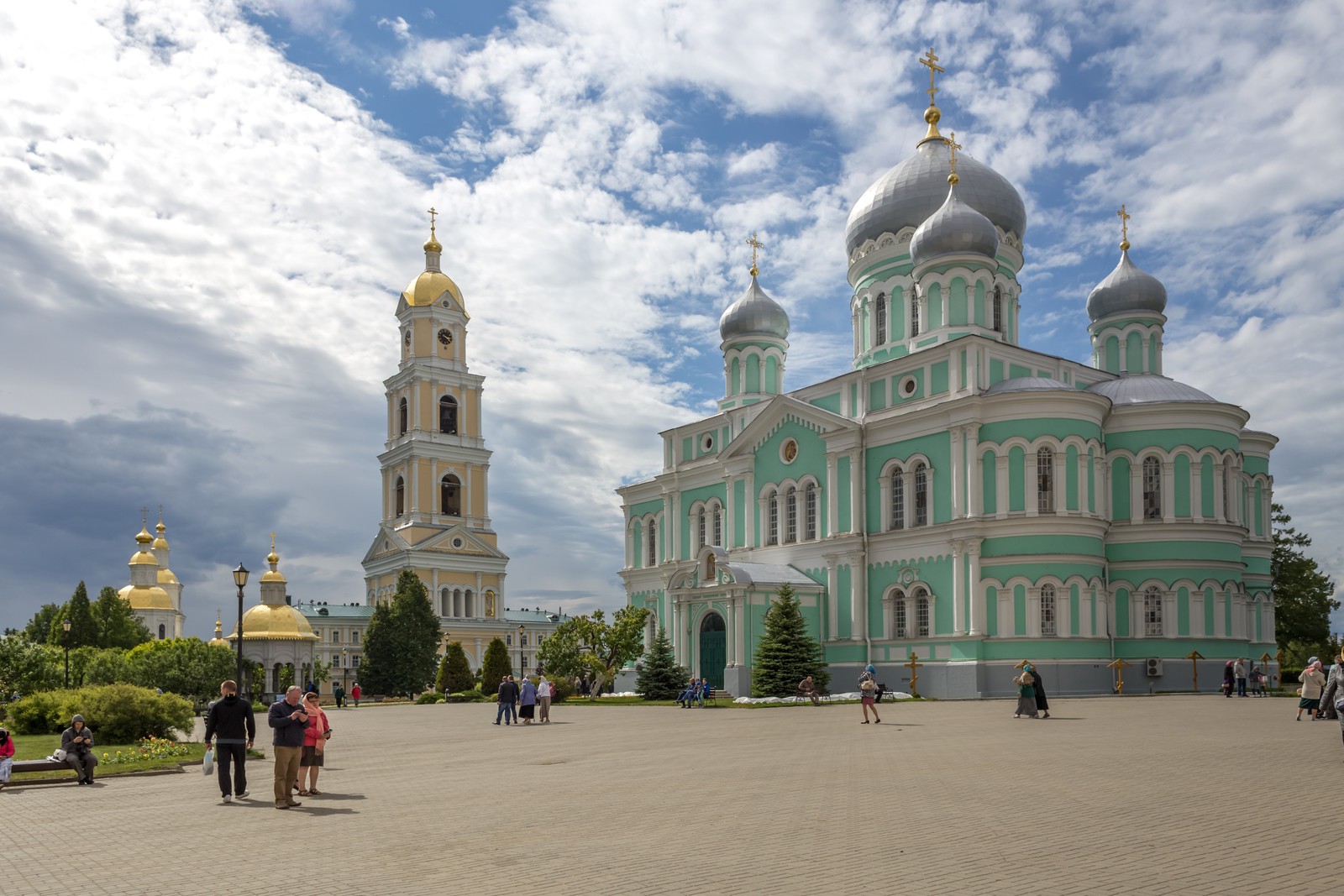 Тур и экскурсия в Дивеево из Саратова, поездка 2024